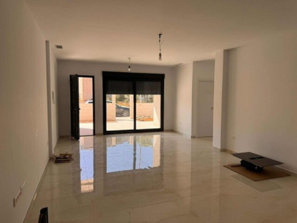 3-bedroom Semi In La Romana, Spain (130 M²)
