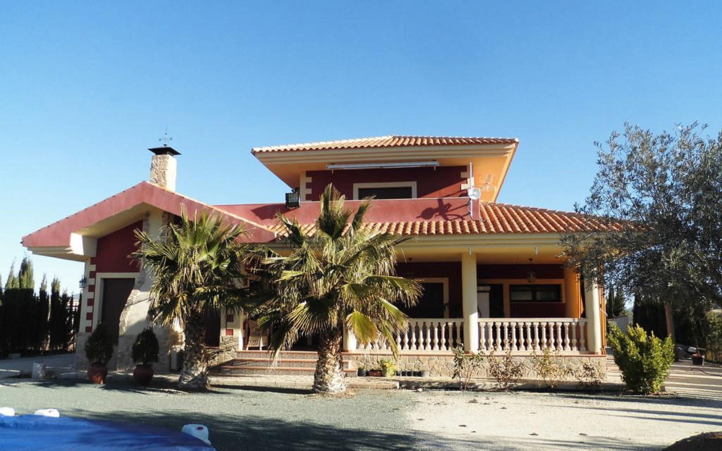 3-bedroom Detached Villa In Pinoso, Spain (211 M²)