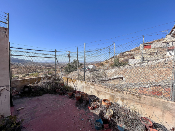 3-bedroom Townhouse In Macisvenda, Spain (105 M²)