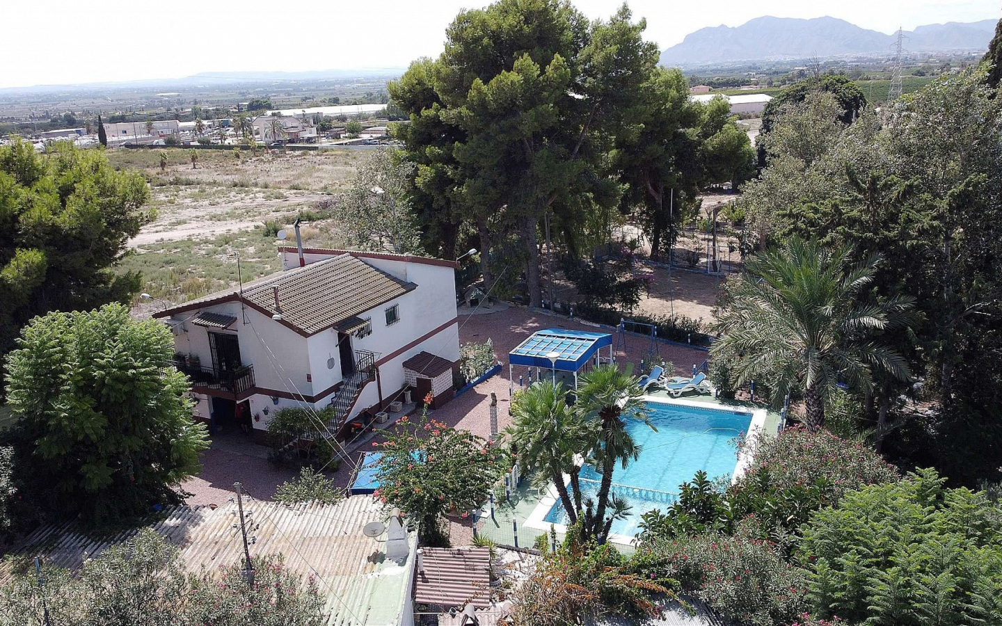 3-bedroom Country House In Crevillente, Spain (250 M²)