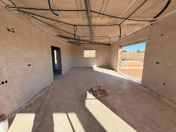 3-bedroom Detached Villa In Torre Del Rico, Spain (180 M²)