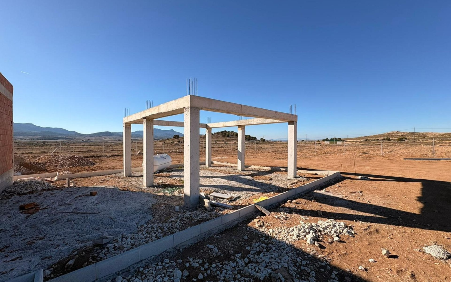 3-bedroom Detached Villa In Torre Del Rico, Spain (180 M²)