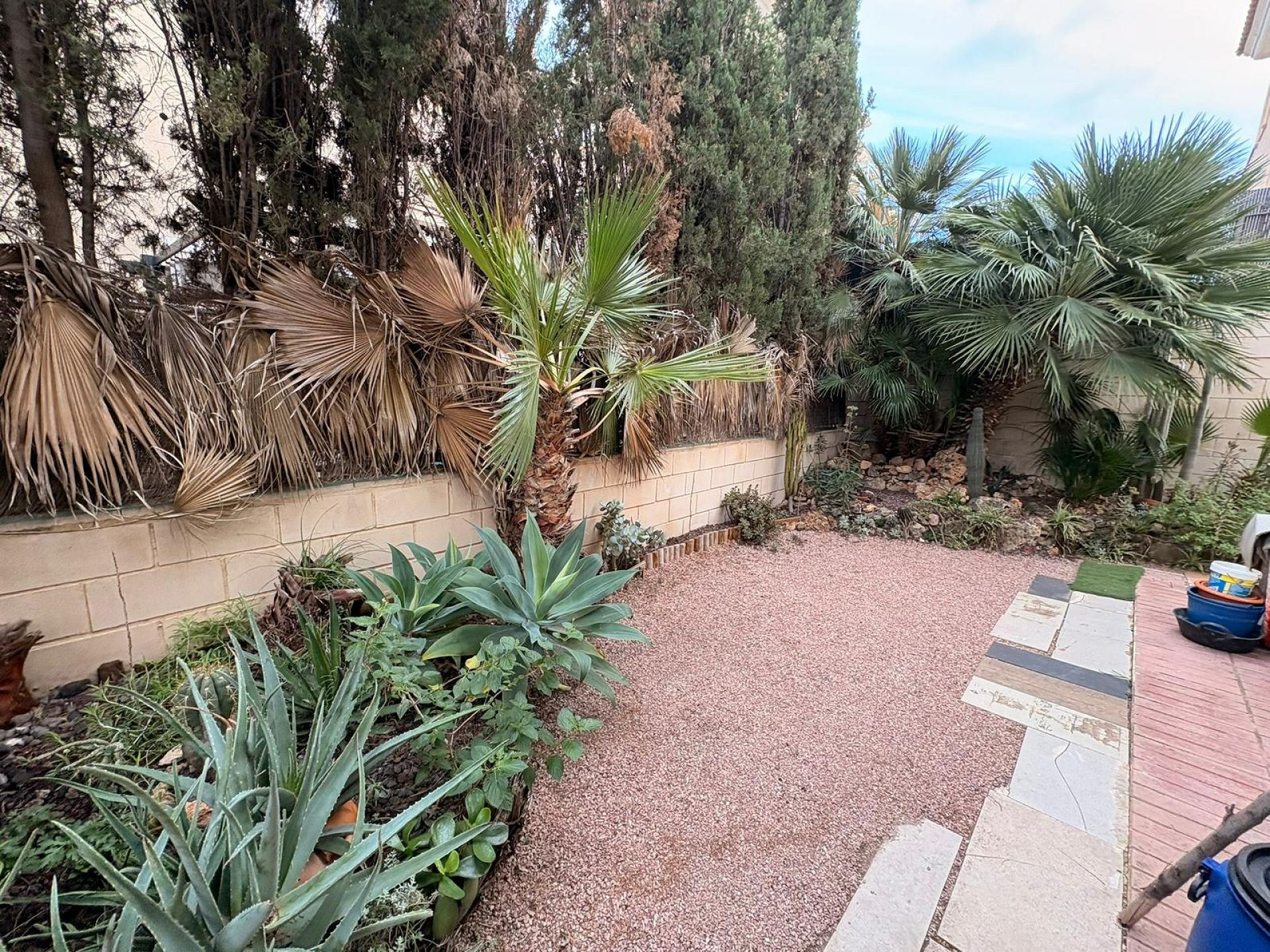 3-bedroom Semi In Elda, Spain (200 M²)