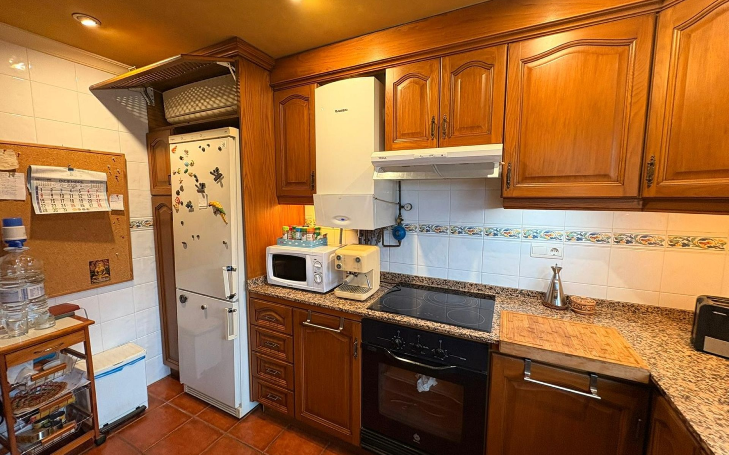3-bedroom Semi In Elda, Spain (200 M²)