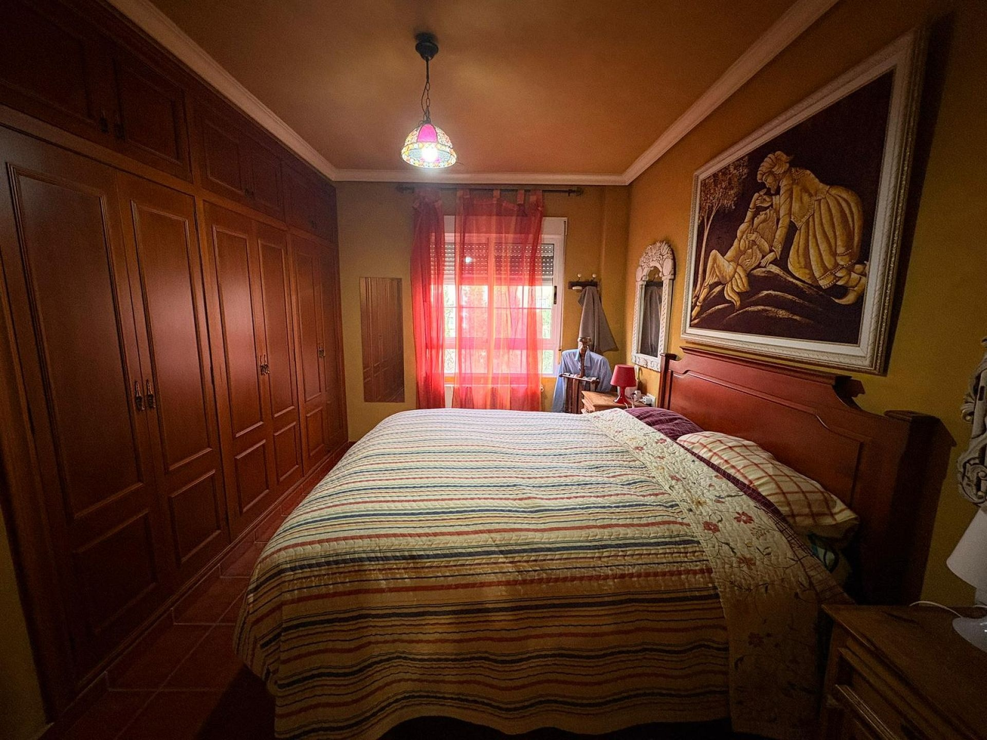 3-bedroom Semi In Elda, Spain (200 M²)