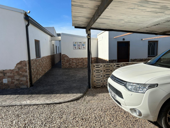 5-bedroom Detached Villa In Villena, Spain (219 M²)