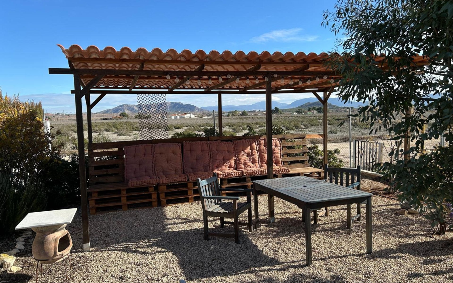 5-bedroom Detached Villa In Villena, Spain (219 M²)