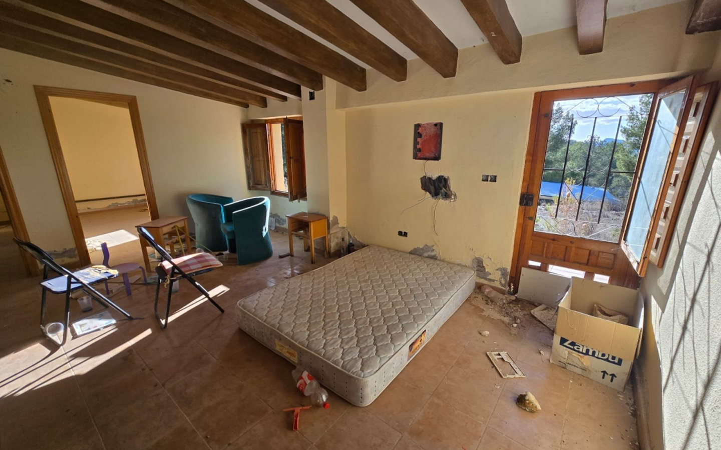3-bedroom Detached Villa In Petrer, Spain (120 M²)
