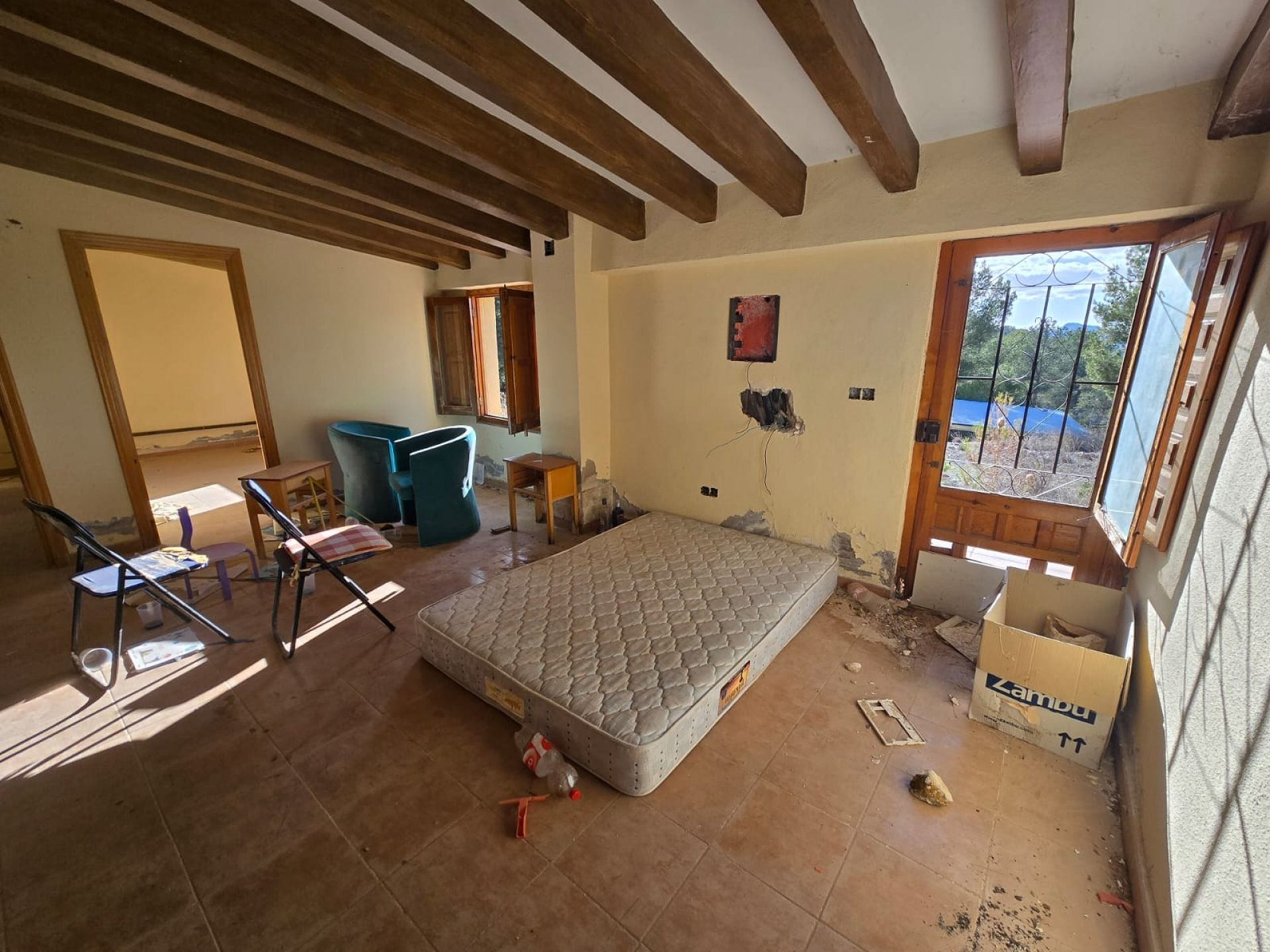 3-bedroom Detached Villa In Petrer, Spain (120 M²)