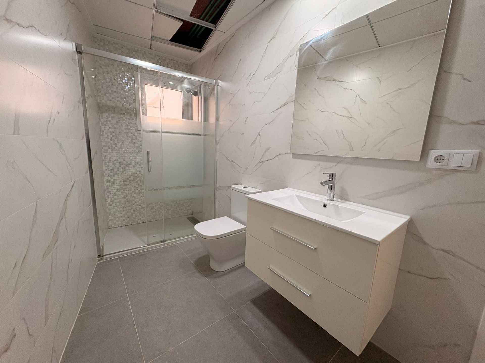 w_whatsapp-image-2026-03-11-at-11.53.47-1–ff9c43 3-bedroom Apartment In Crevillente, Spain (135 M²)