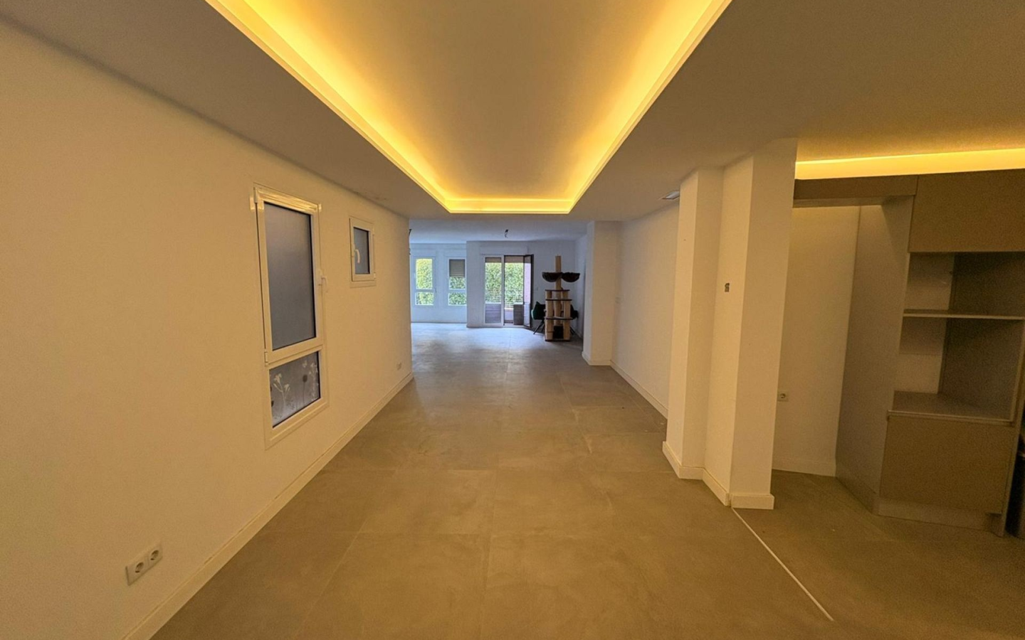 3-bedroom Apartment In Crevillente, Spain (135 M²)
