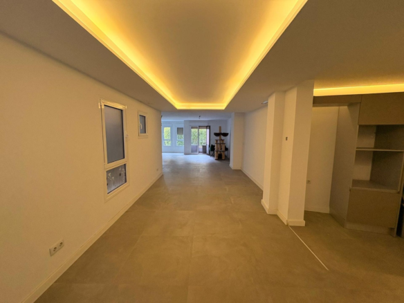 3-bedroom Apartment In Crevillente, Spain (135 M²)