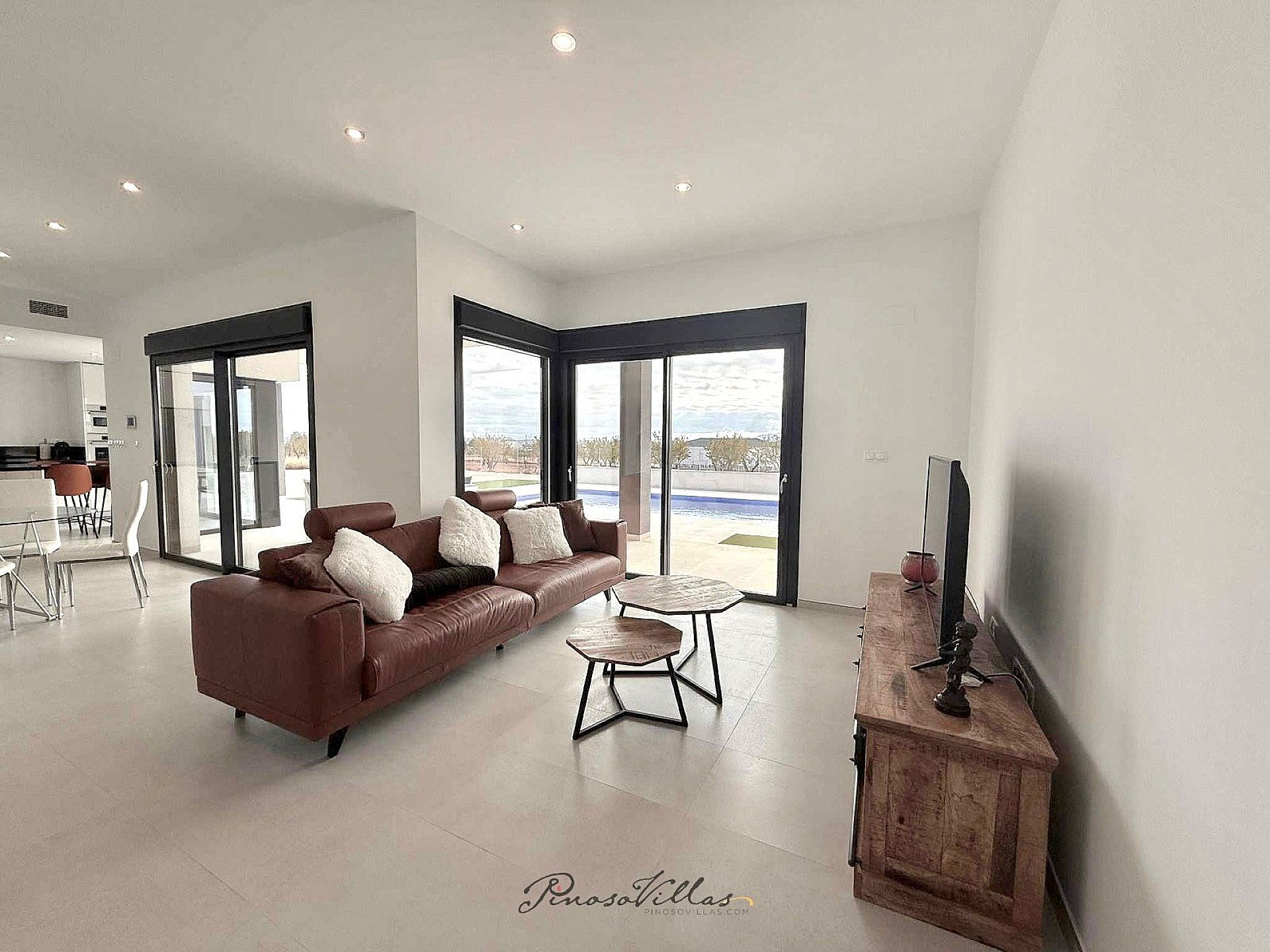 w_wu4637zqc8ugia5gxsyx-b3c040 3-bedroom Detached Villa In Pinoso, Spain (150 M²)