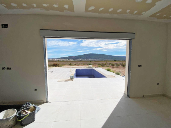 3-bedroom Detached Villa In Pinoso, Spain (160 M²)