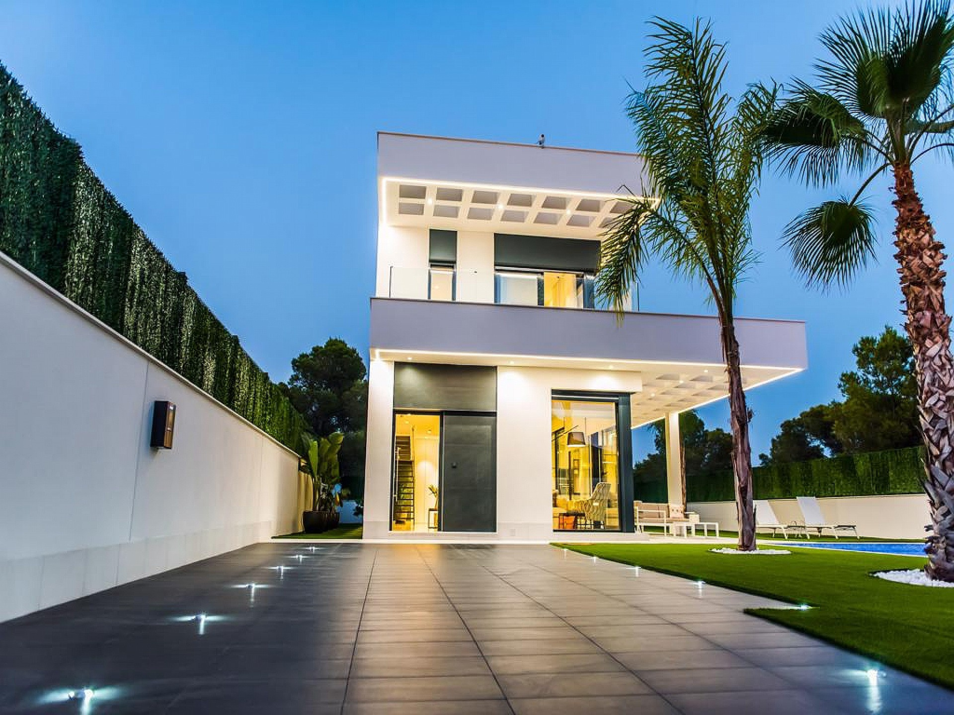 3-bedroom Detached Villa In Benidorm, Spain (145 M²)