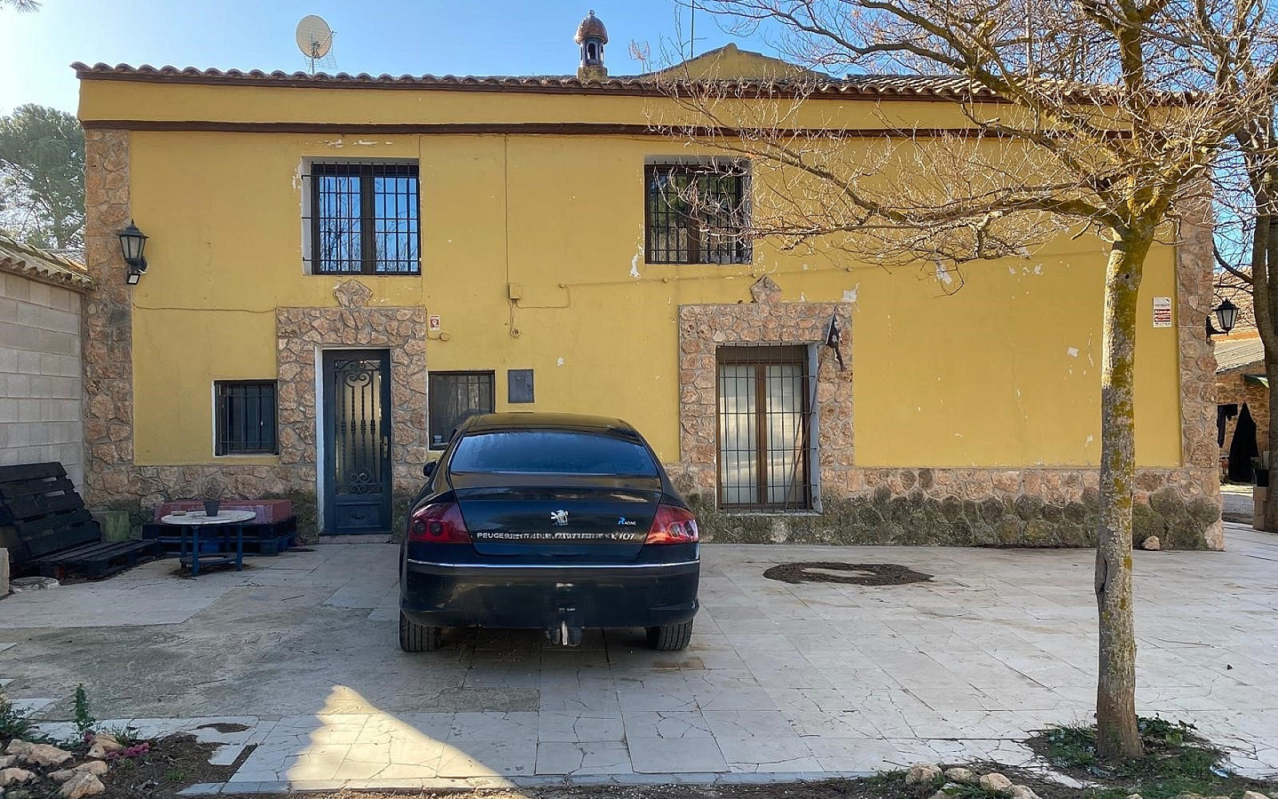 7-bedroom Country House In Yecla, Spain (350 M²)