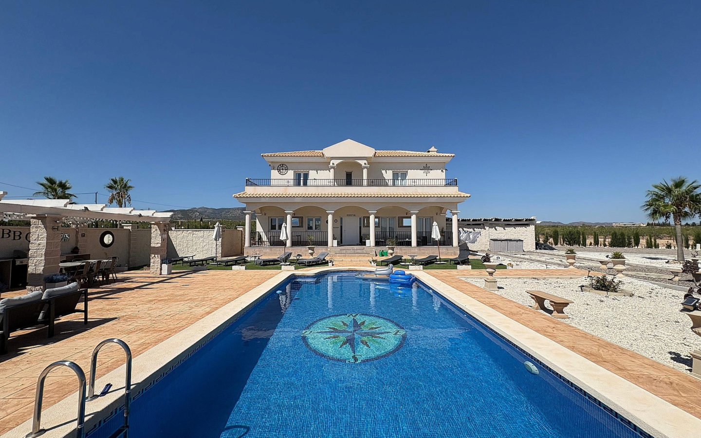 4-bedroom Detached Villa In Pinoso, Spain (195 M²)