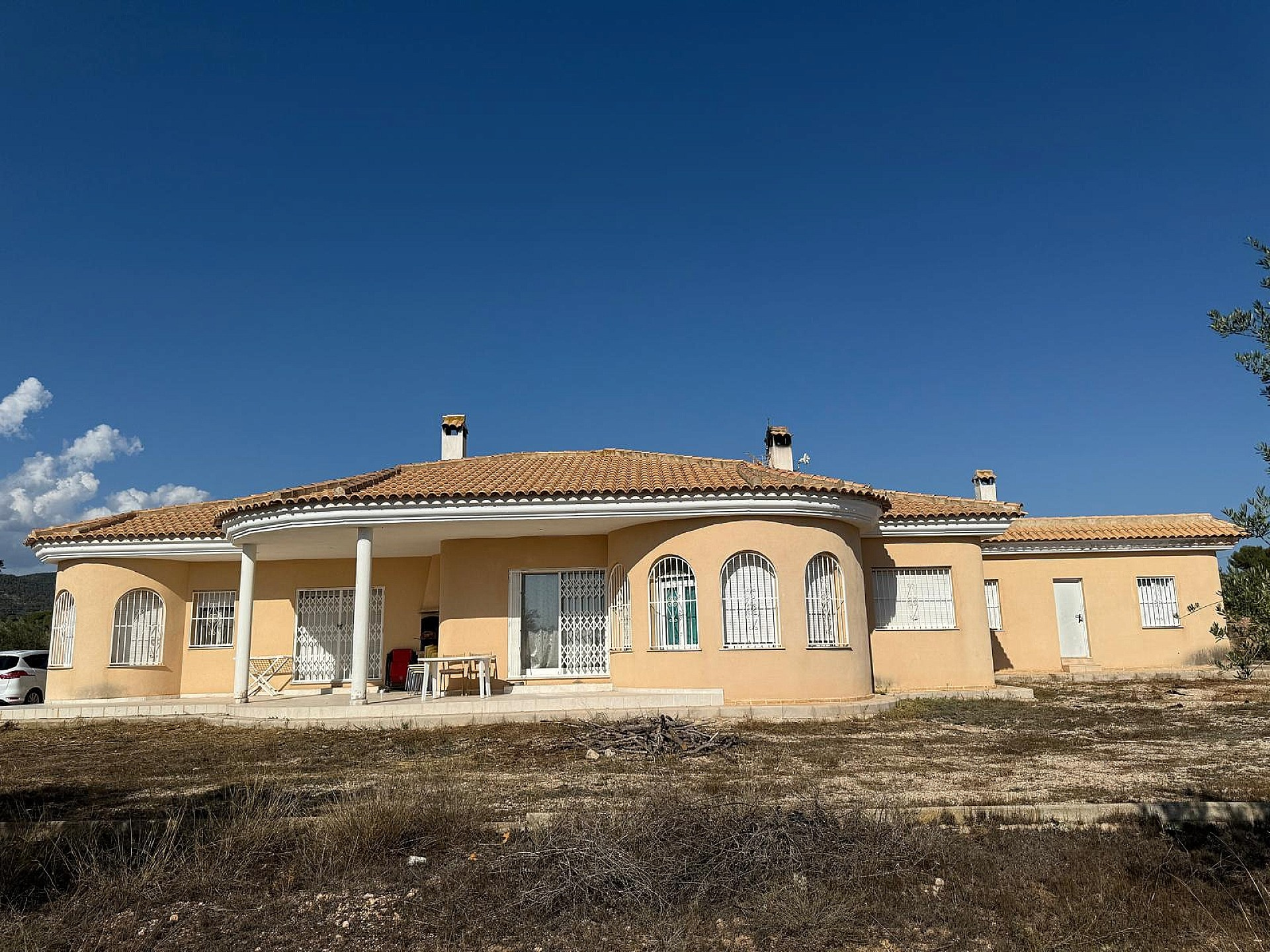 w_xi5pupgkoy3invmz7riq-26d596 3-bedroom Detached Villa In Onil, Spain (215 M²)
