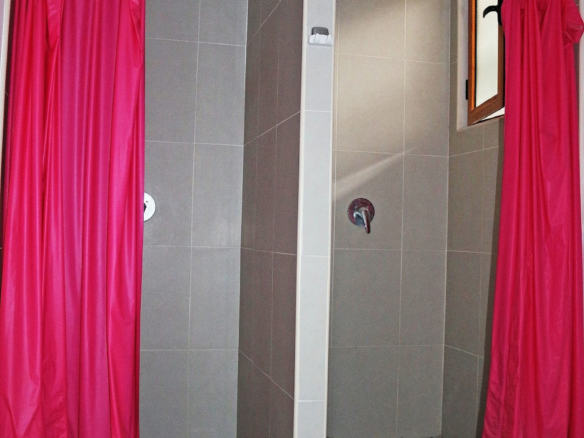 Commercial In Pinoso, Spain (1.960 M²)