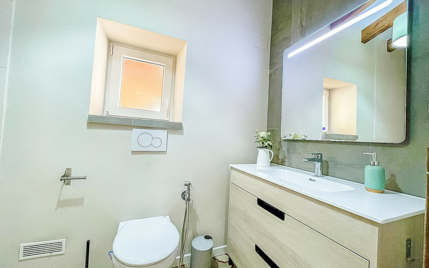 3-bedroom Townhouse In Pinoso, Spain (105 M²)