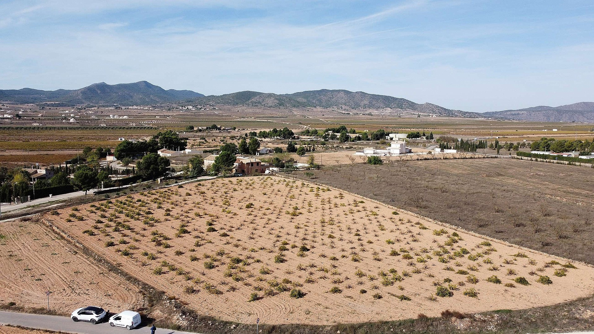 w_xw5353obyd7vgb20kow3-27fecb Land In Pinoso, Spain (10.000 M² Plot)