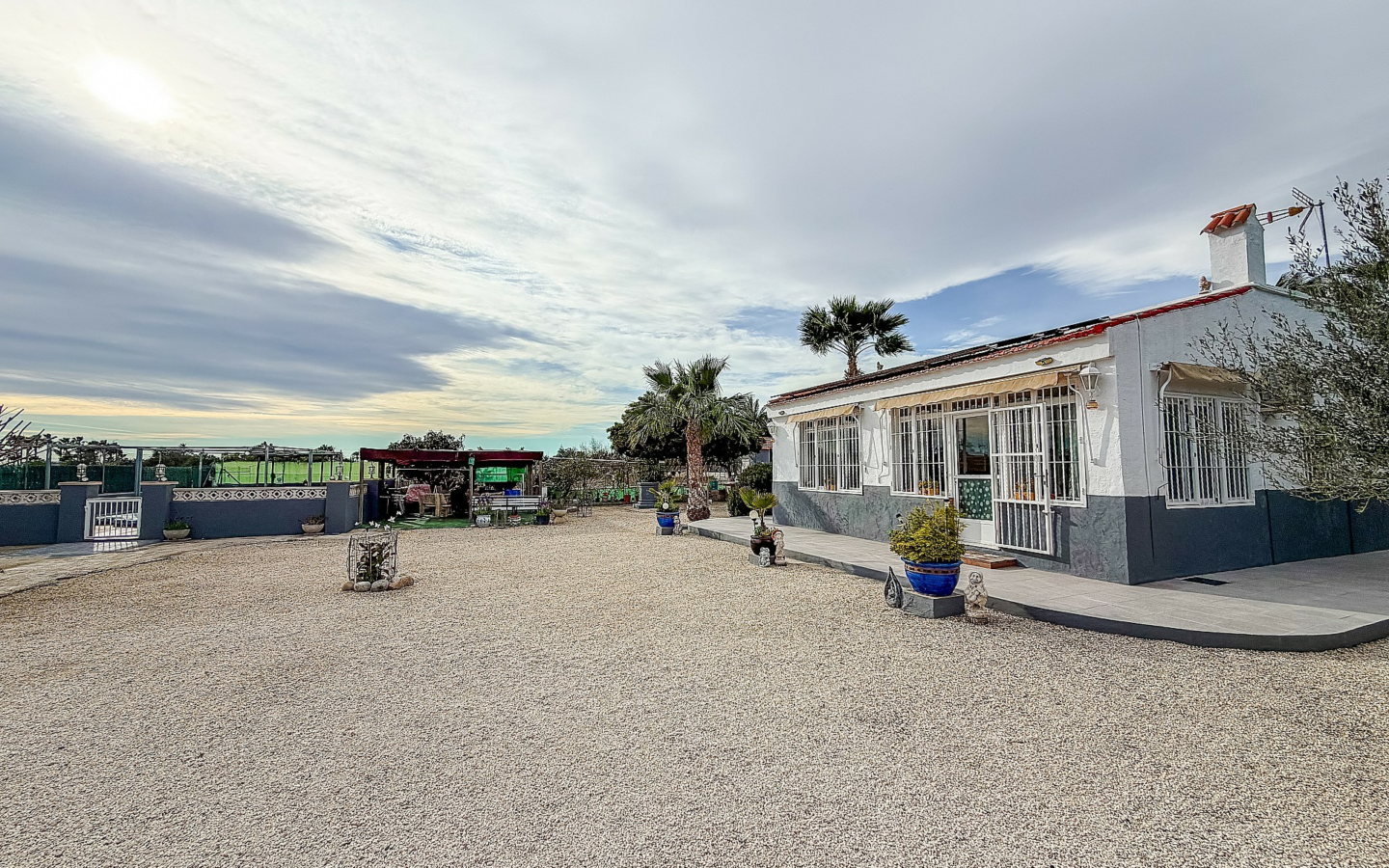 2-bedroom Country House In Elche, Spain (80 M²)