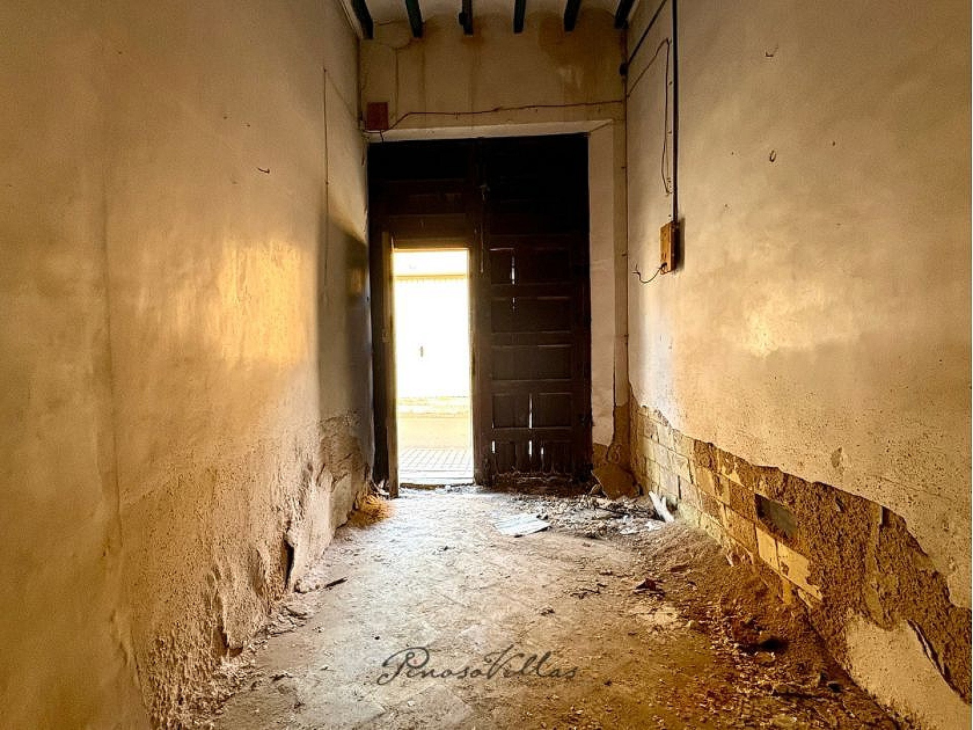 Restoration Project In Pinoso, Spain (314 M²)