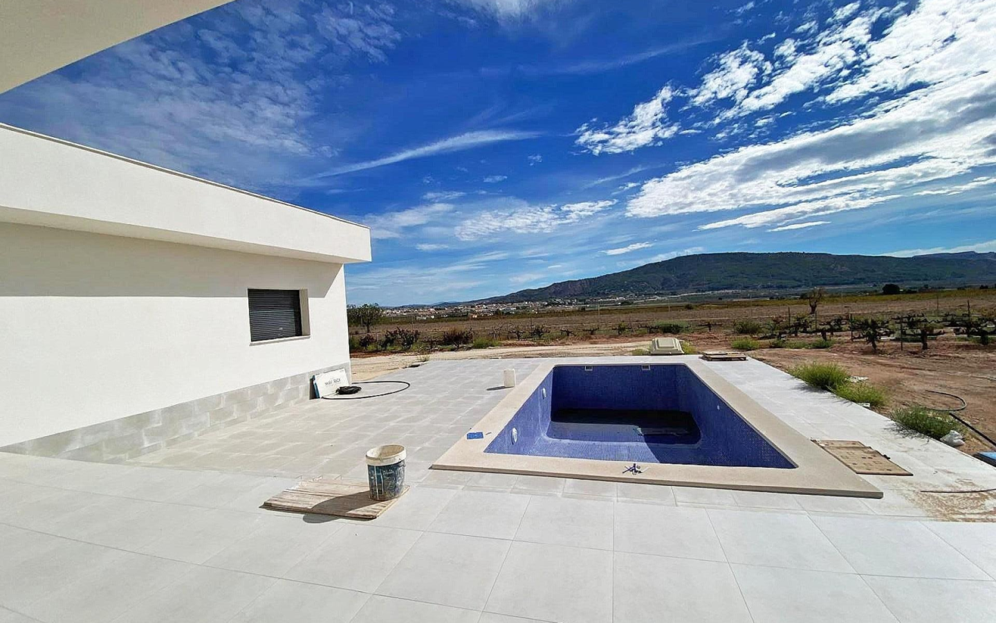 3-bedroom Detached Villa In Pinoso, Spain (160 M²)