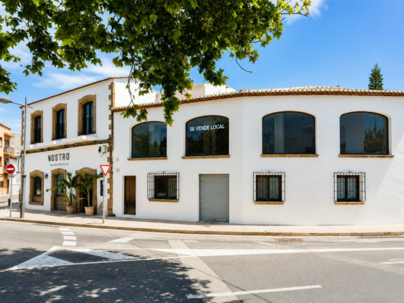 Town House In Jávea, Spain (196 M²)