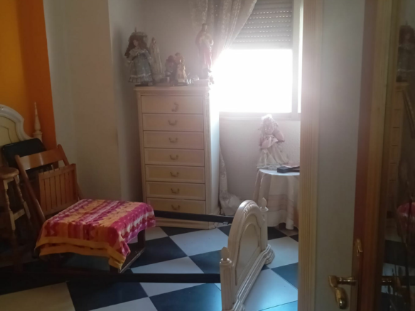 3-bedroom Flat In Valencia (90 M²)