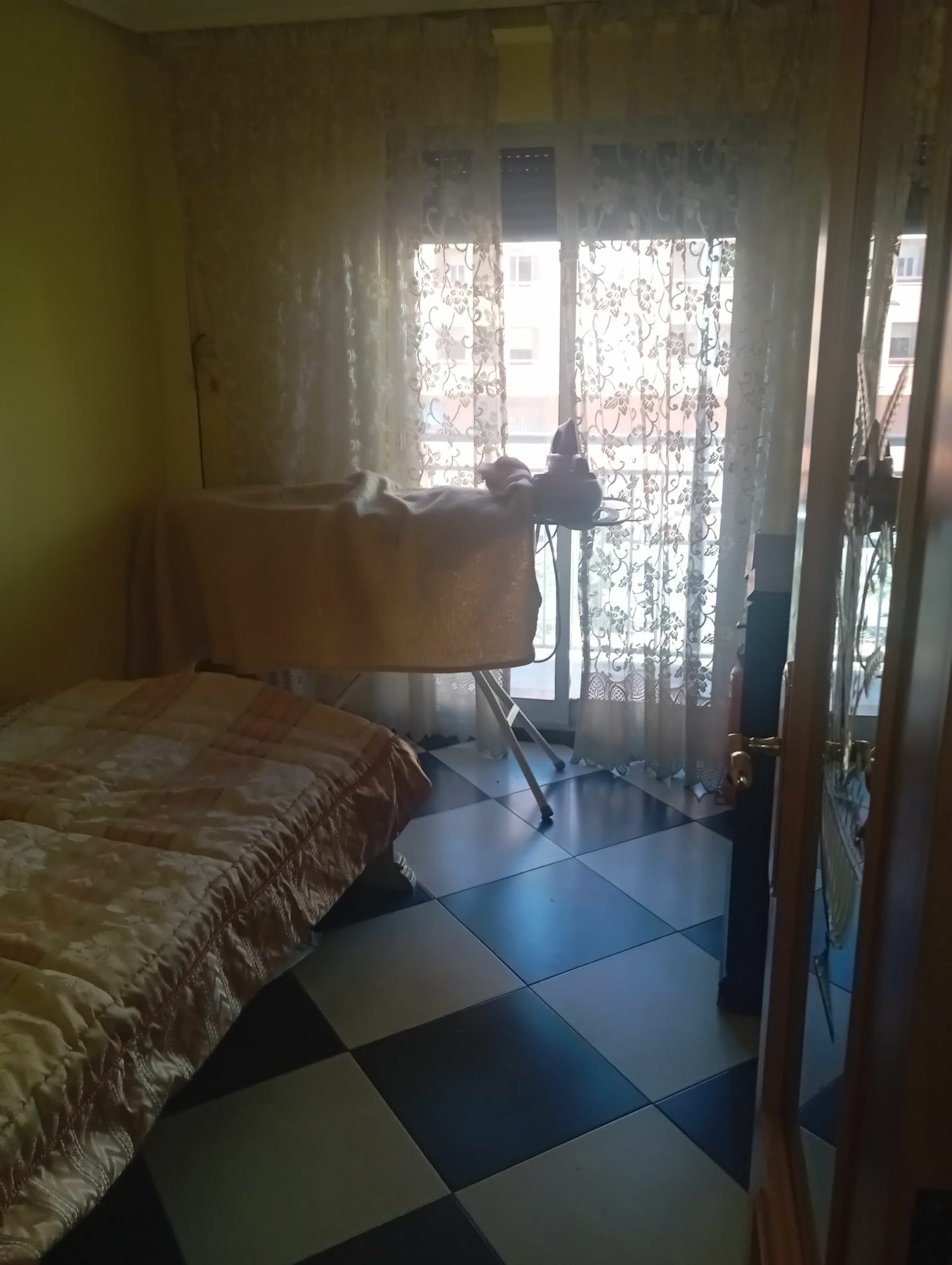 3-bedroom Flat In Valencia (90 M²)