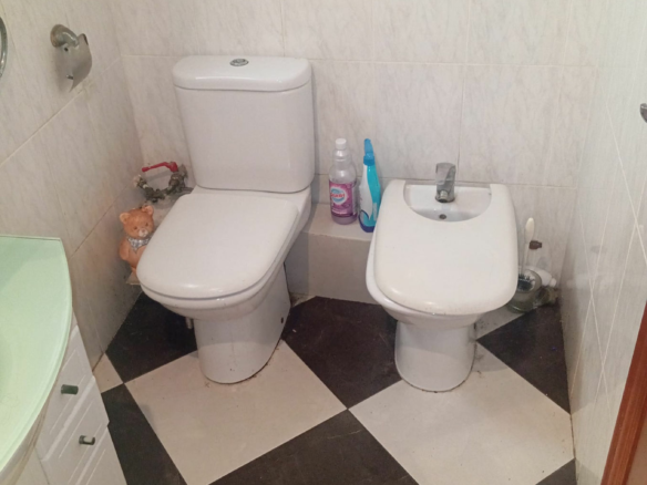 3-bedroom Flat In Valencia (90 M²)