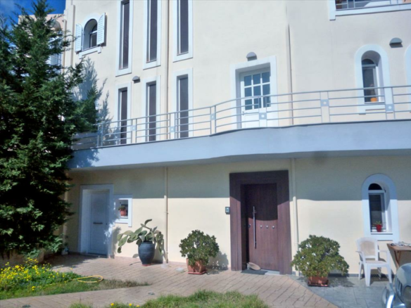 4-bedroom Detached House In Chalkida, Greece (430 M²)