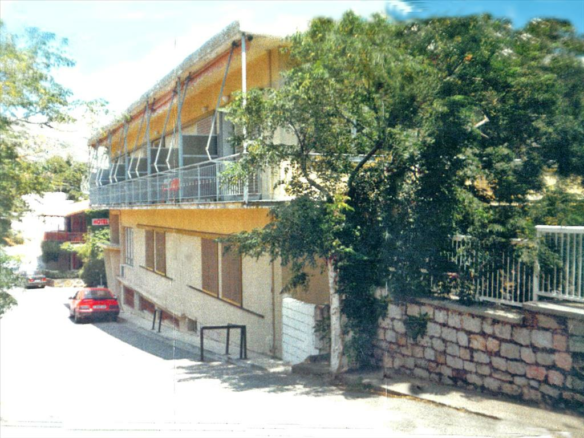 Building In Vilia, Greece (964 M²)