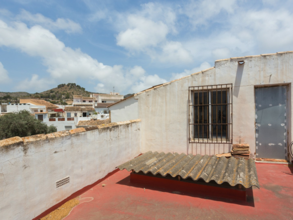 Commercial Premises In Jávea, Spain (196 M²)