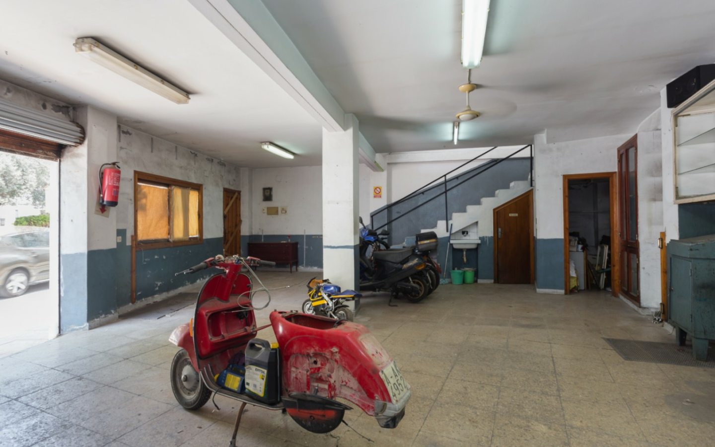 Commercial Premises In Jávea, Spain (196 M²)