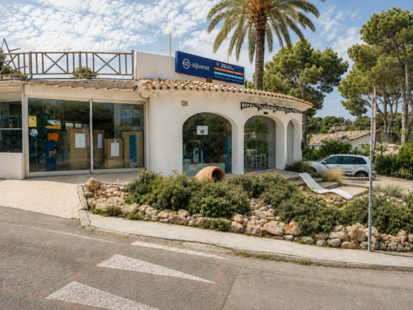Commercial Premises In Jávea, Spain (120 M²)