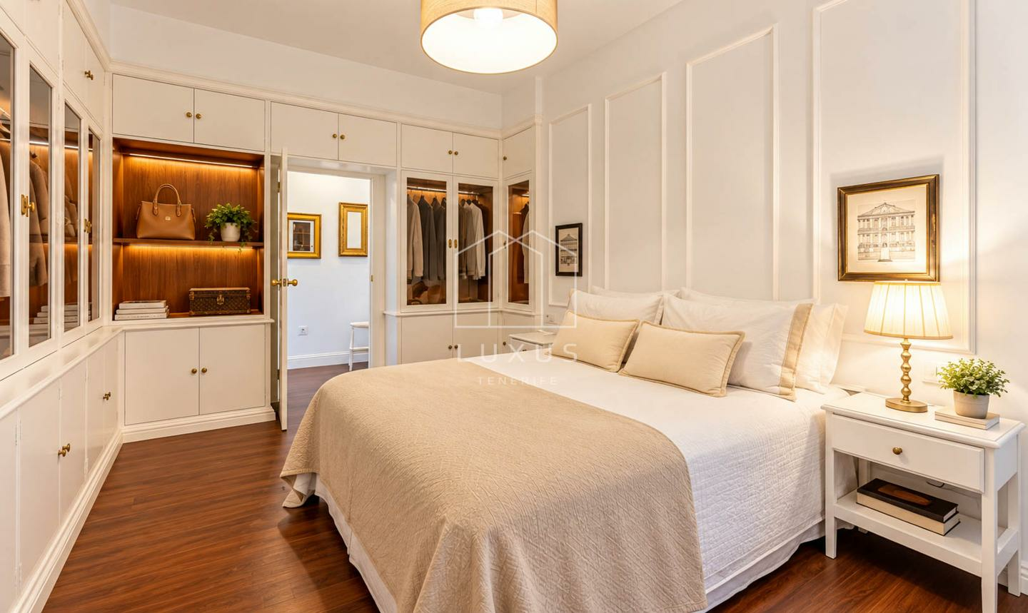 2-bedroom Flat In Santa Cruz De Tenerife, Spain (143 M²)