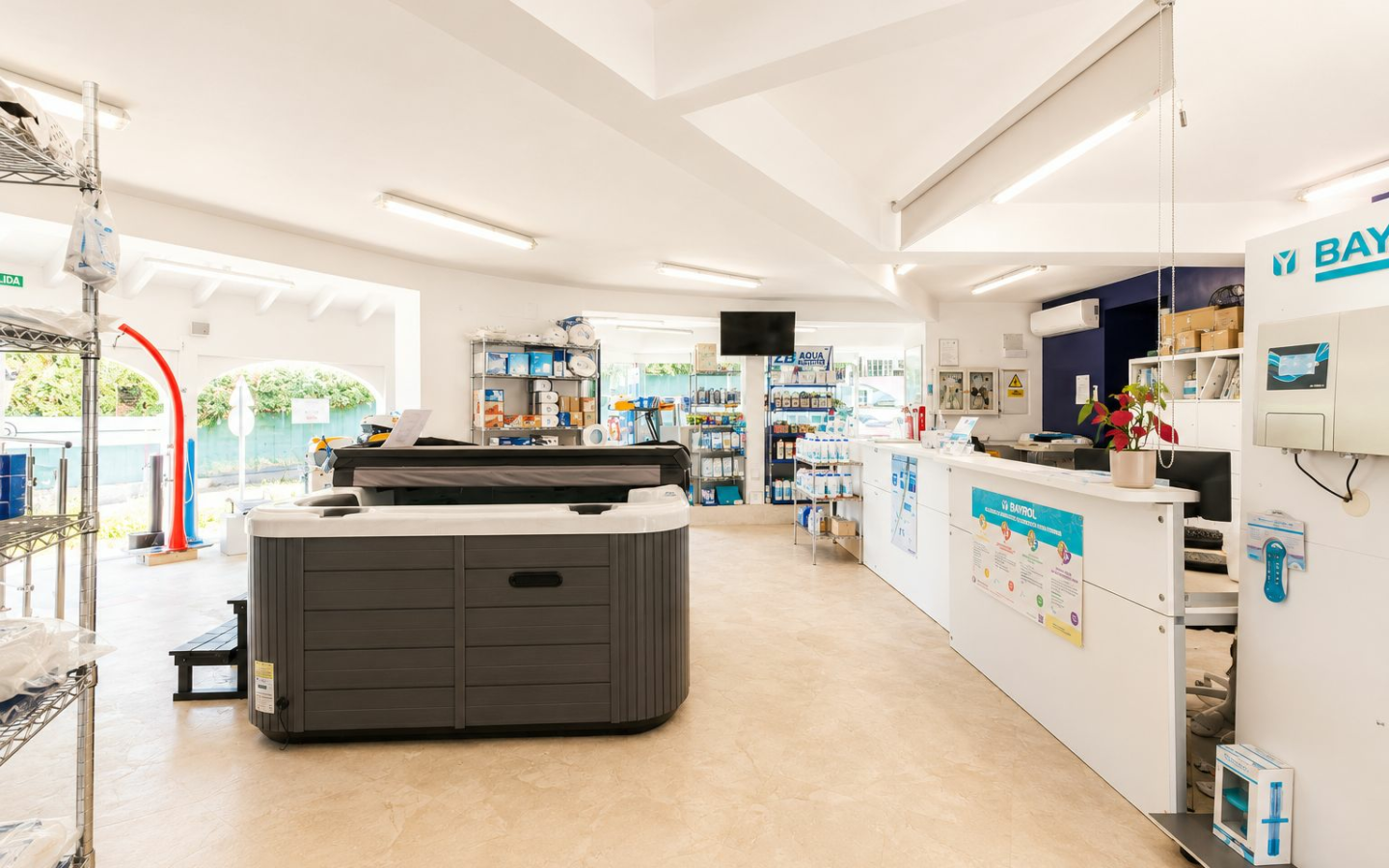 Commercial Premises In Jávea, Spain (120 M²)