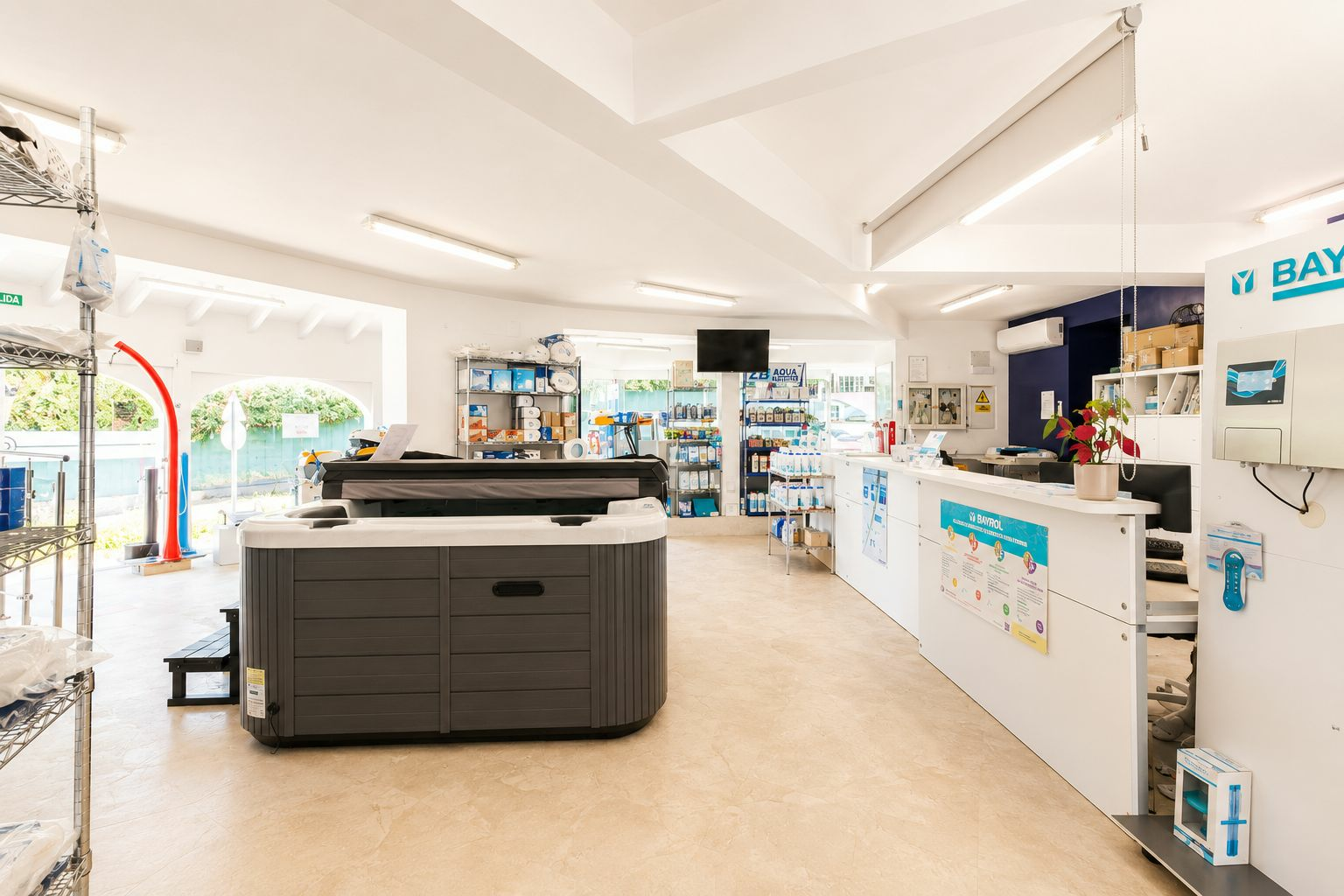 4cbf9a8e-fbf8-4795-84b0-094267f05016-e2b8b9 Commercial Premises In Jávea, Spain (120 M²)