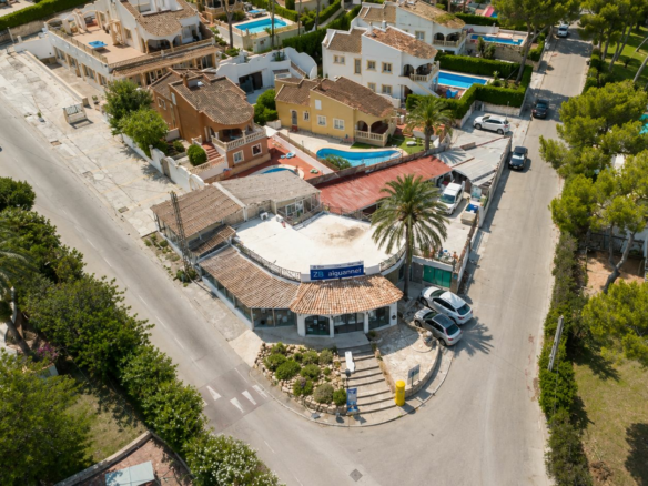 Commercial Premises In Jávea, Spain (120 M²)