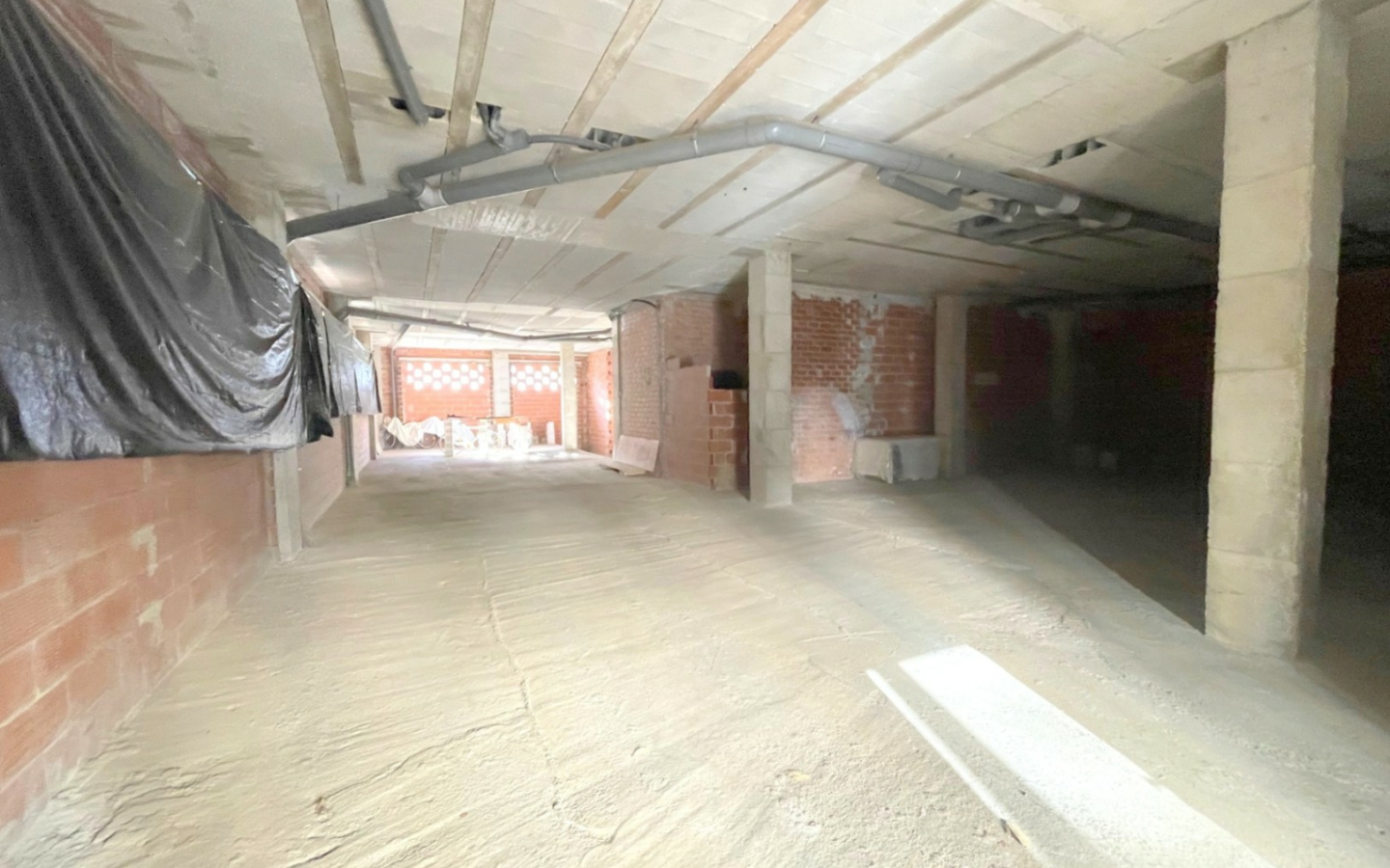 Commercial Premises In Jávea, Spain (305 M²)