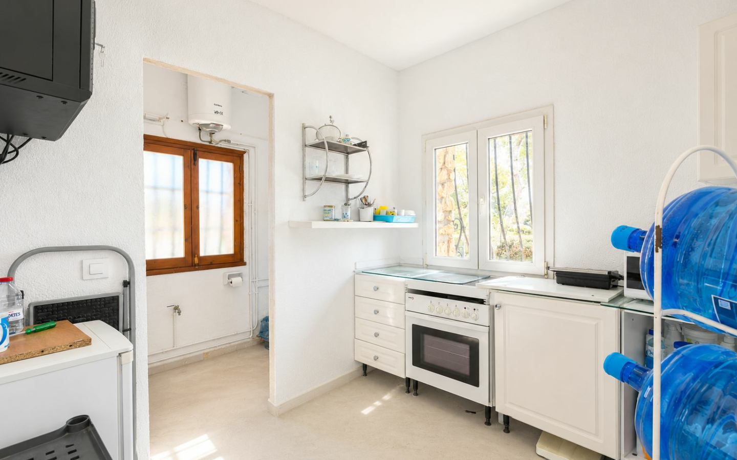 Commercial Premises In Jávea, Spain (120 M²)