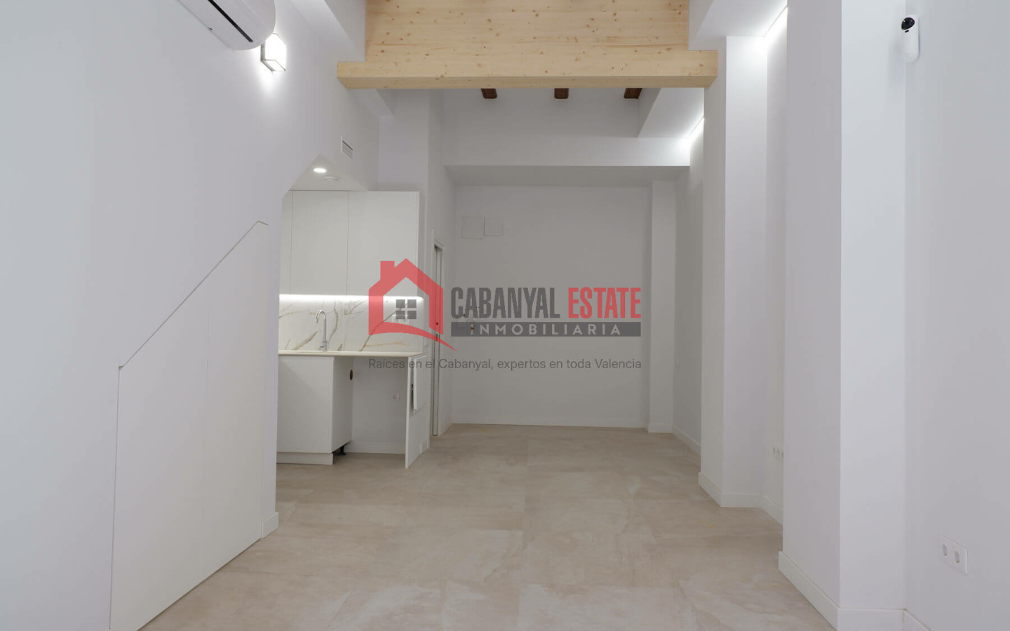 Study In Valencia (38 M²)