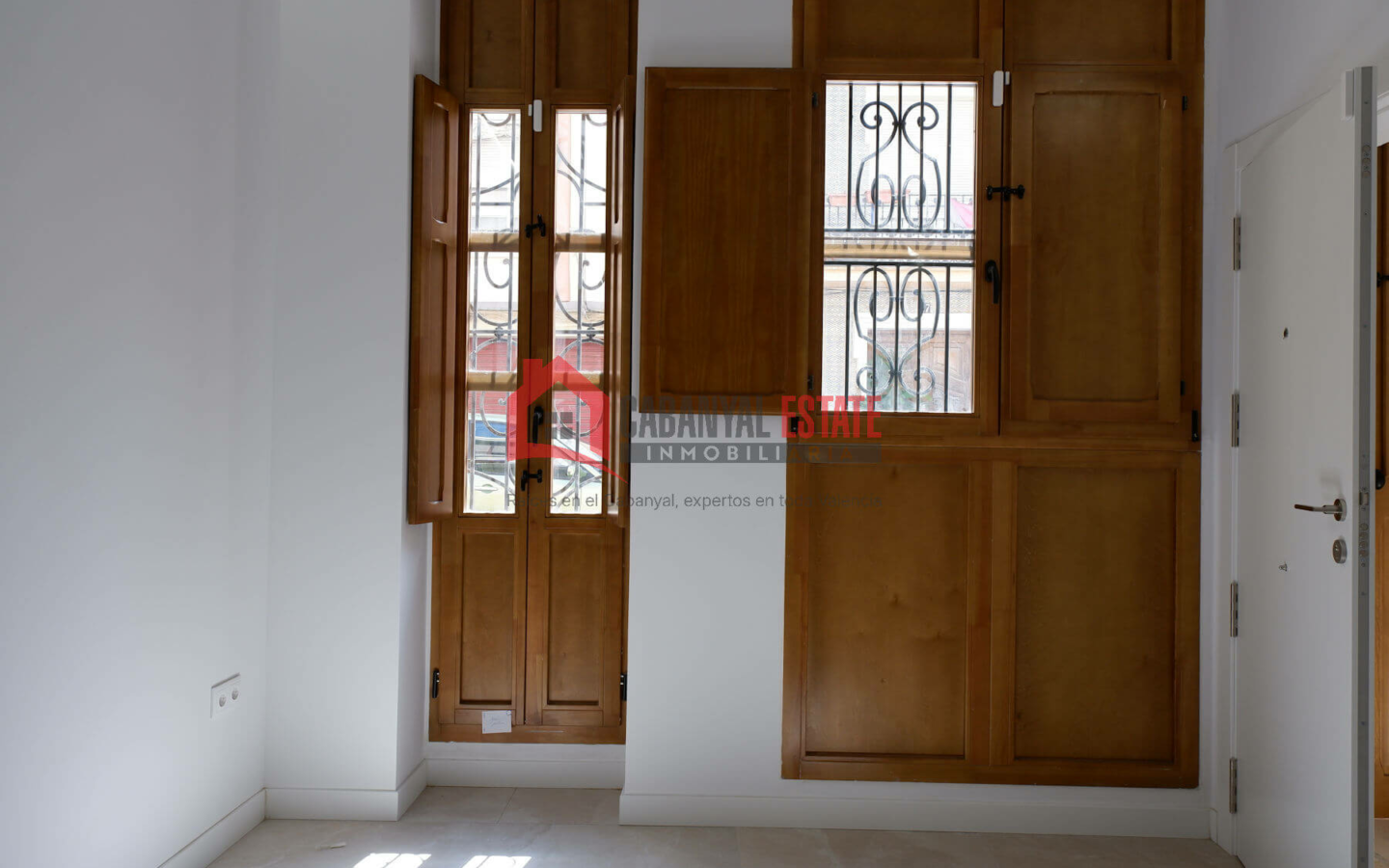 Study In Valencia (38 M²)