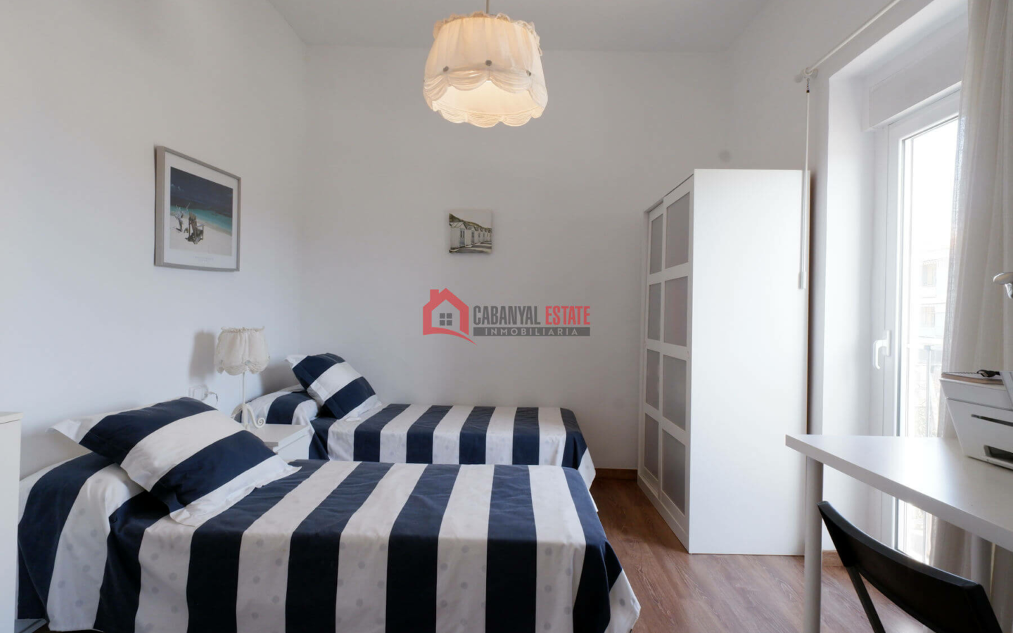 4-bedroom Flat In Valencia (148 M²)