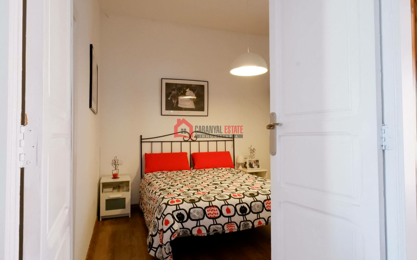4-bedroom Flat In Valencia (148 M²)