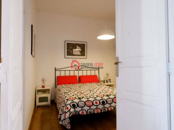 4-bedroom Flat In Valencia (148 M²)