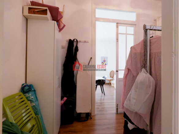 4-bedroom Flat In Valencia (148 M²)