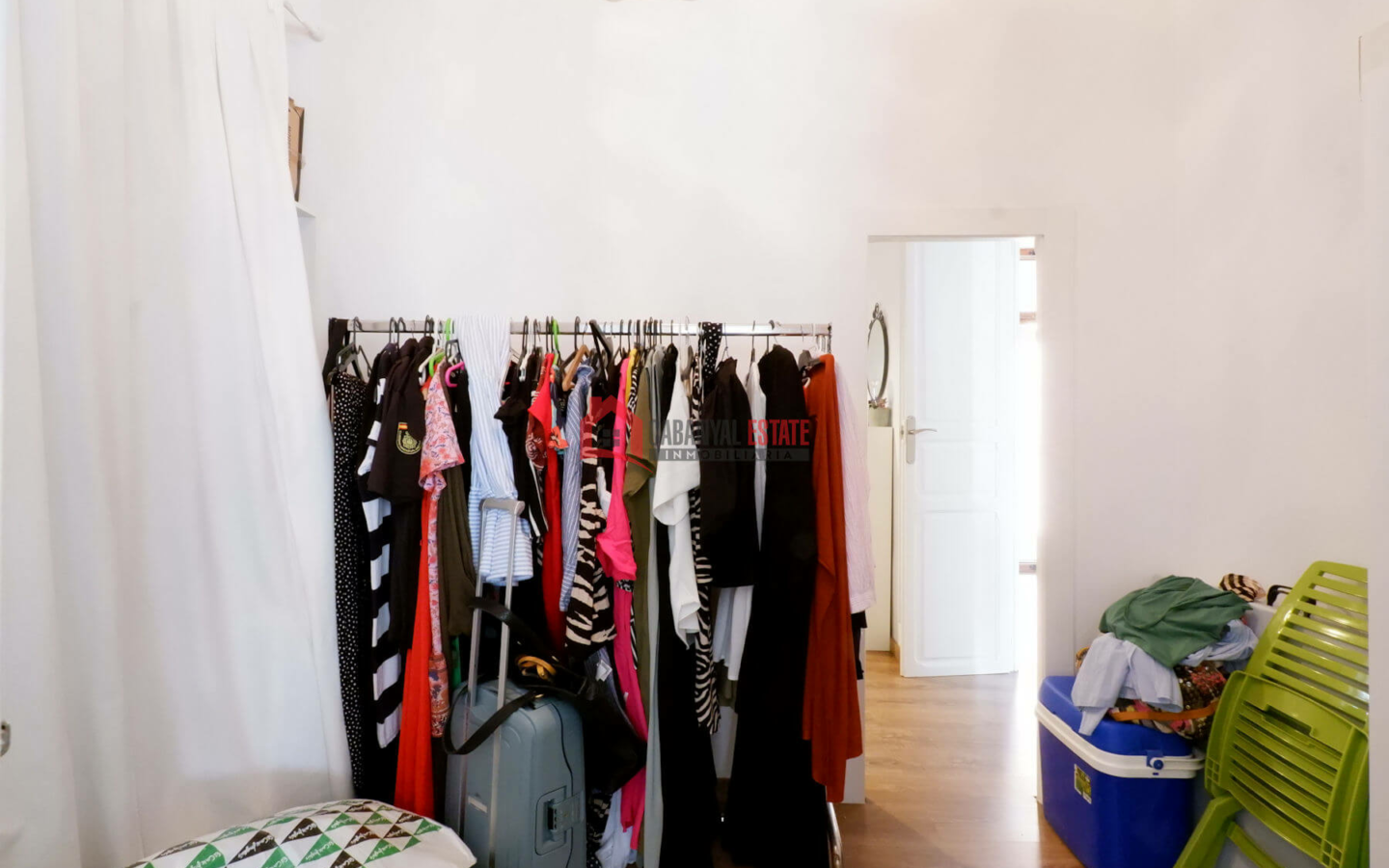 4-bedroom Flat In Valencia (148 M²)